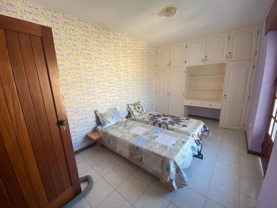 Vivenda Com Patio, No Coracao Do Mindelo Villa Ngoại thất bức ảnh