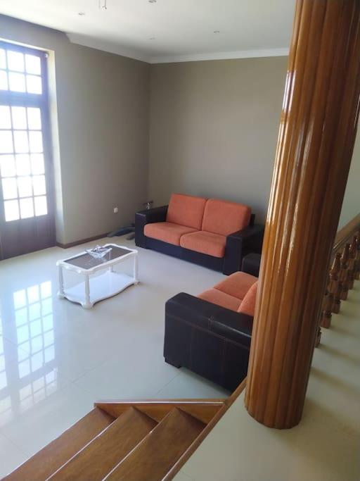 Vivenda Com Patio, No Coracao Do Mindelo Villa Ngoại thất bức ảnh