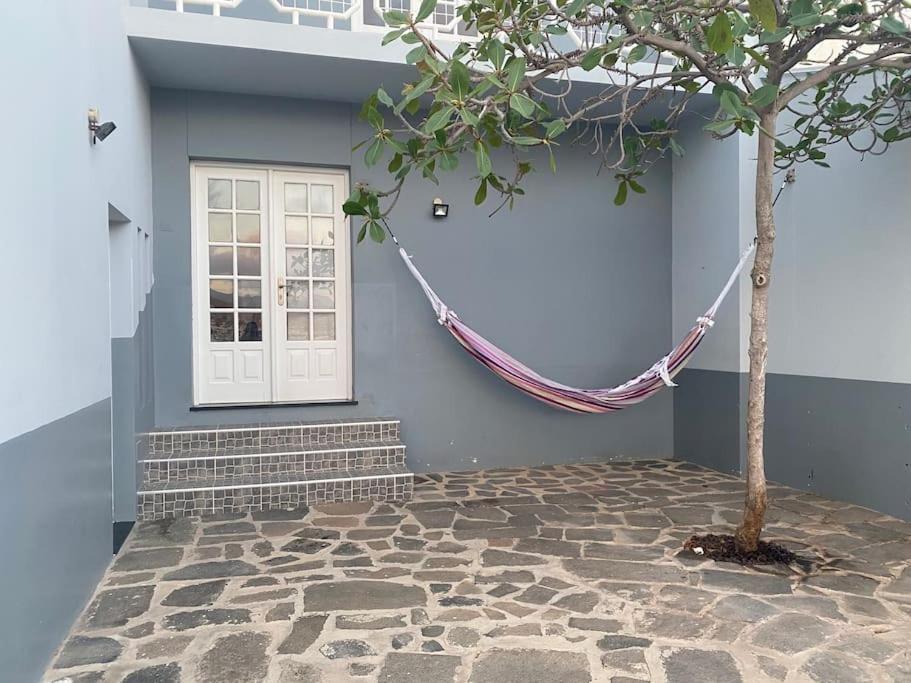 Vivenda Com Patio, No Coracao Do Mindelo Villa Ngoại thất bức ảnh